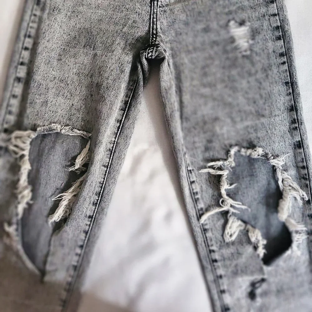 Jeans - Picture 4 of 4